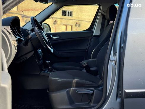 Skoda Yeti 2017 серый - фото 38
