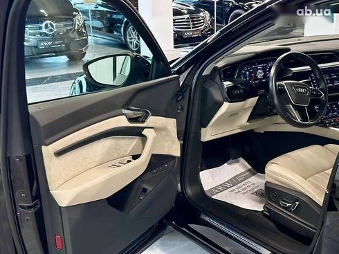 Audi E-Tron 2021 - фото 19