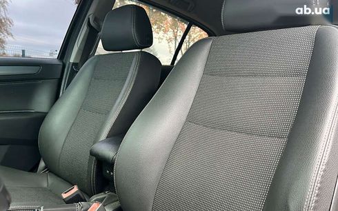 Opel Astra 2010 - фото 18