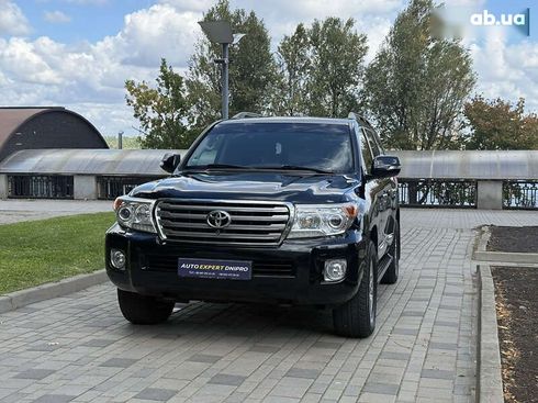 Toyota Land Cruiser 2014 - фото 3