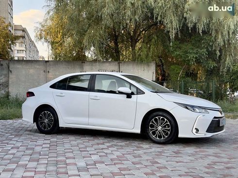 Toyota Corolla 2021 - фото 6