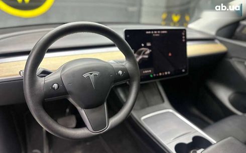 Tesla Model Y 2021 - фото 8