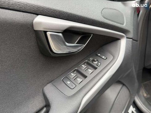 Volvo V40 Cross Country 2014 - фото 14