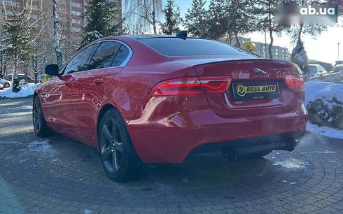 Jaguar XE 2018 - фото 5