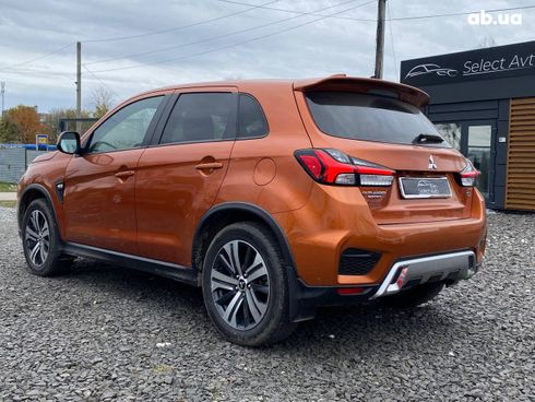 Mitsubishi Outlander 2019 - фото 5