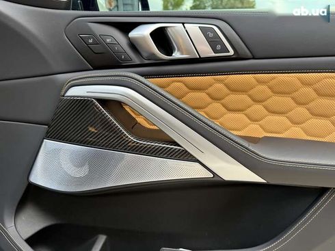 BMW X6 M 2022 - фото 27
