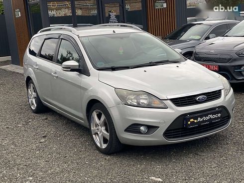Ford Focus 2009 - фото 9