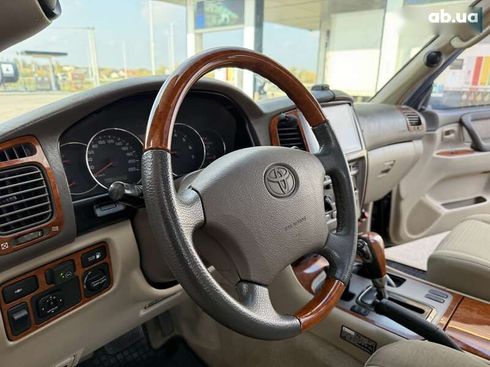 Toyota Land Cruiser 2005 - фото 17