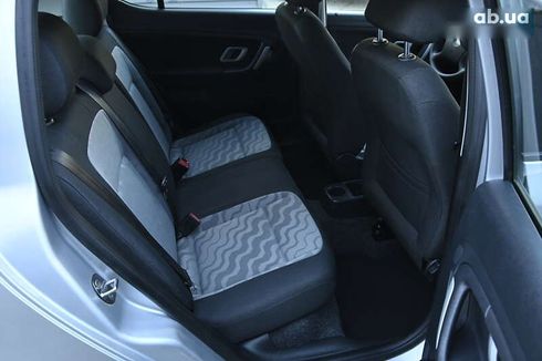 Skoda Fabia 2008 - фото 29