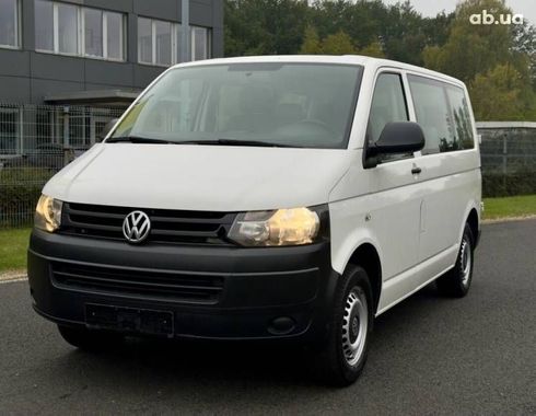 Volkswagen Transporter 2015 белый - фото 2