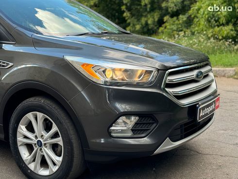 Ford Escape 2018 серый - фото 6