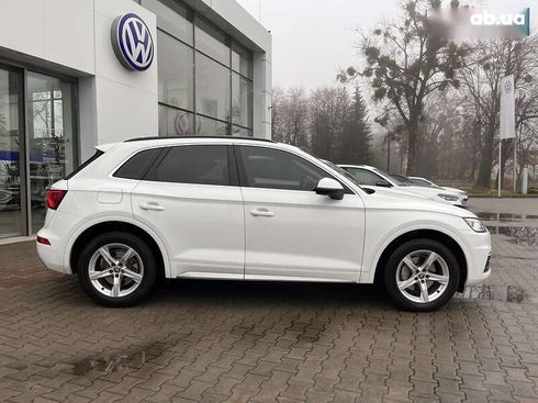 Audi Q5 2017 - фото 8