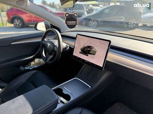 Tesla Model 3 2022 - фото 8