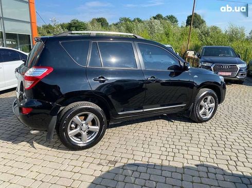 Toyota RAV4 2012 - фото 8
