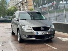 Продаж вживаних Volkswagen Touran в Київській області - купити на Автобазарі