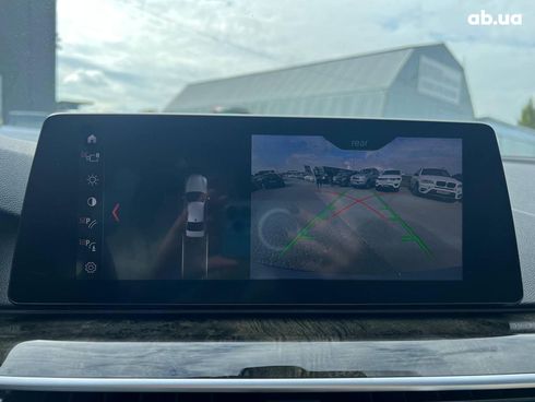 BMW 5 серия 2019 серый - фото 24