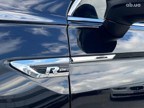 Volkswagen Tiguan 2020 черный - фото 13