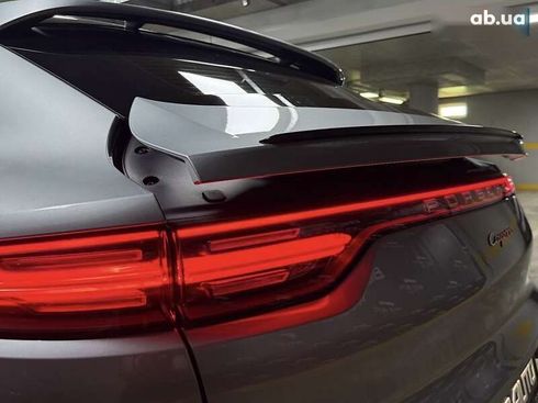 Porsche Cayenne 2021 - фото 26