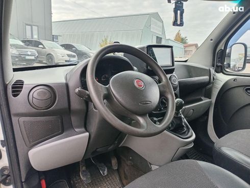 Fiat Doblo 2008 белый - фото 13