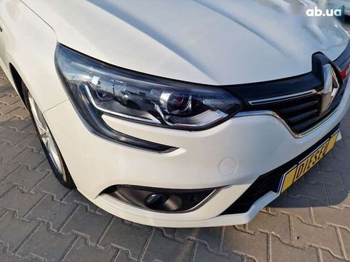 Renault Megane 2017 - фото 6