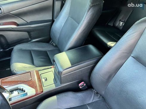 Toyota Camry 2013 - фото 28