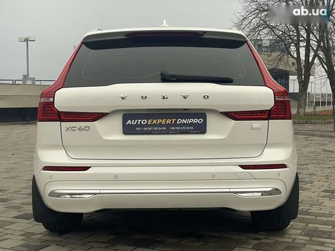 Volvo XC60 2023 - фото 13
