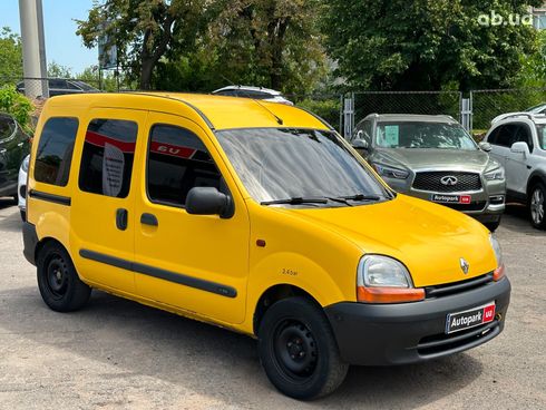 Renault Kangoo 2000 желтый - фото 9