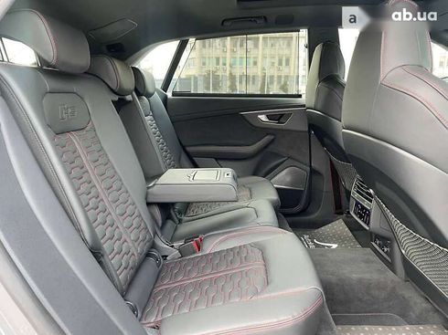 Audi RS Q8 2023 - фото 19