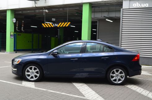 Volvo S60 2014 синий - фото 4
