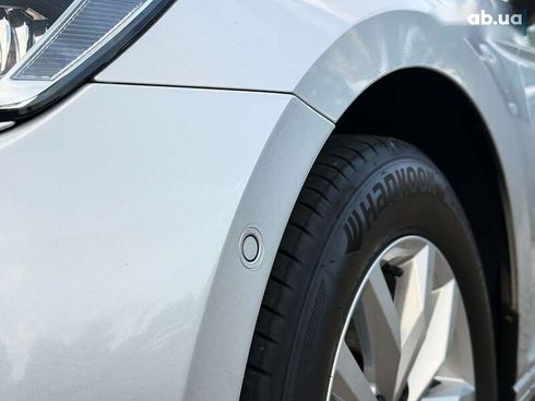 Volkswagen Passat 2021 - фото 20