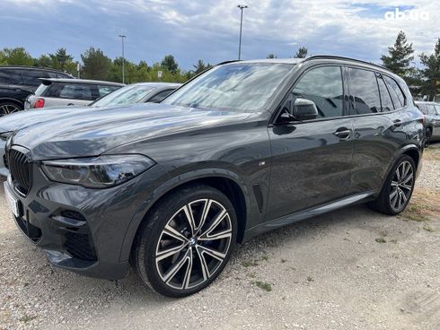 BMW X5 2022 - фото 33