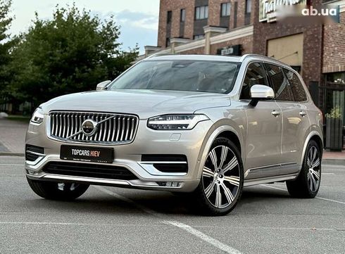 Volvo XC90 2022 - фото 3