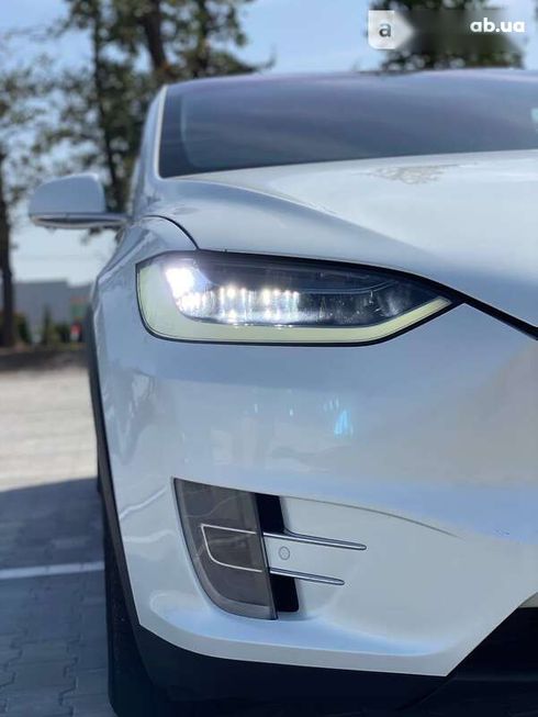 Tesla Model X 2017 - фото 14