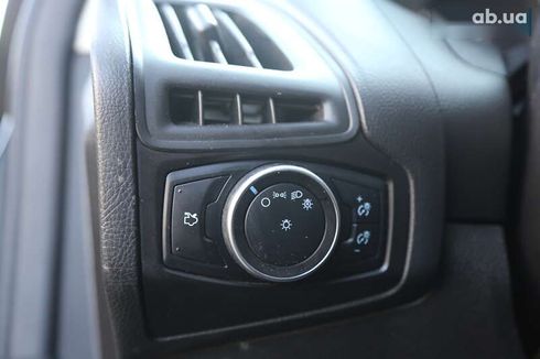 Ford Focus 2016 - фото 24