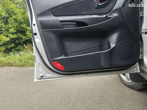 Hyundai Tucson 2008 - фото 16
