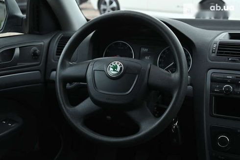 Skoda Octavia 2011 - фото 24