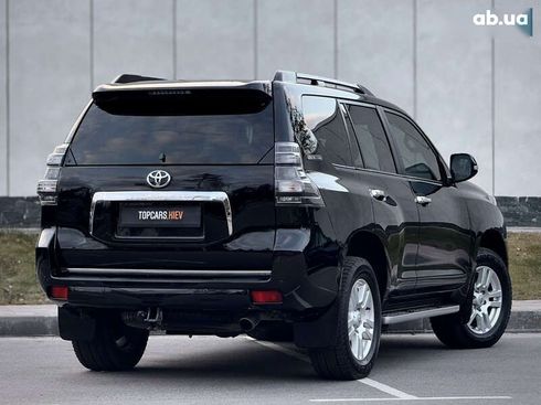 Toyota Land Cruiser Prado 2012 - фото 17