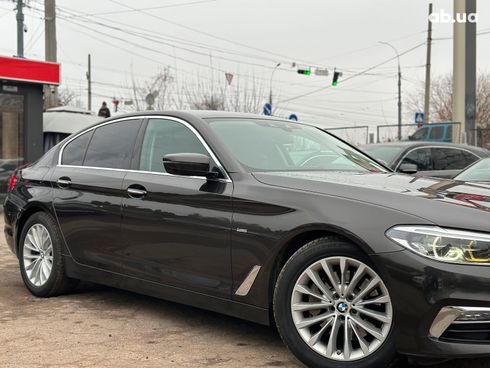 BMW 5 серия 2017 коричневый - фото 13