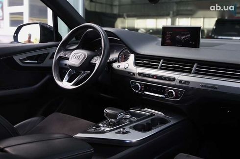 Audi Q7 2017 - фото 13
