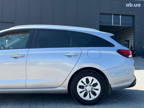 Hyundai i30 2022 серый - фото 7