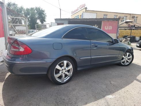 Mercedes-Benz CLK-Класс 2002 синий - фото 6