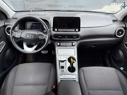 Hyundai Kona Electric 2021 - фото 7