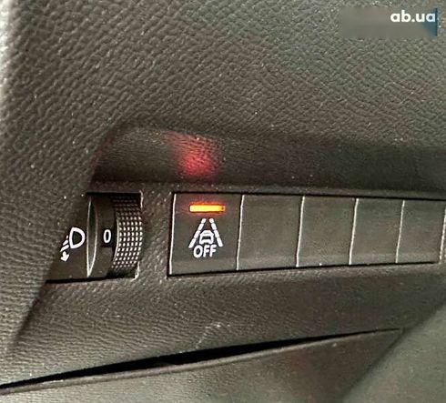 Peugeot e-208 2022 - фото 24