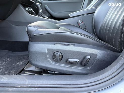 Skoda Superb 2019 серый - фото 23