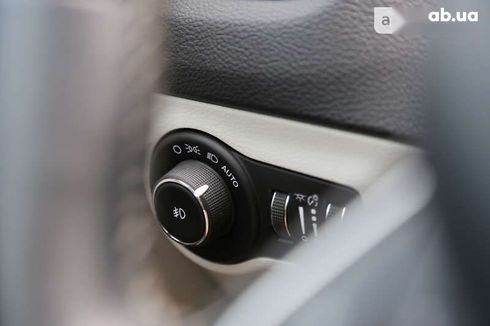 Jeep Compass 2018 - фото 25