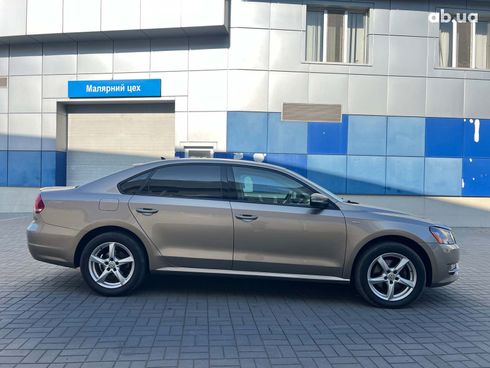 Volkswagen passat b7 2014 бежевый - фото 7