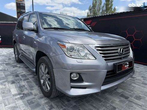 Lexus LX 2010 - фото 4
