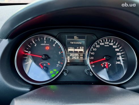 Nissan Qashqai 2013 серебристый - фото 16