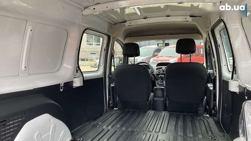 Renault Kangoo 2019 - фото 24