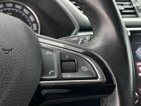 Skoda Superb 2018 белый - фото 24
